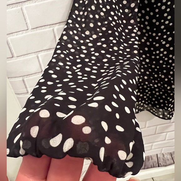 NINE WEST women long sleeve polka dot blouse/size L - Picture 6 of 10